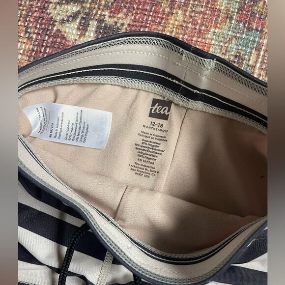 Tea collection 12-18 month Striped Black and White Swim Shorts - Picture 4 of 6